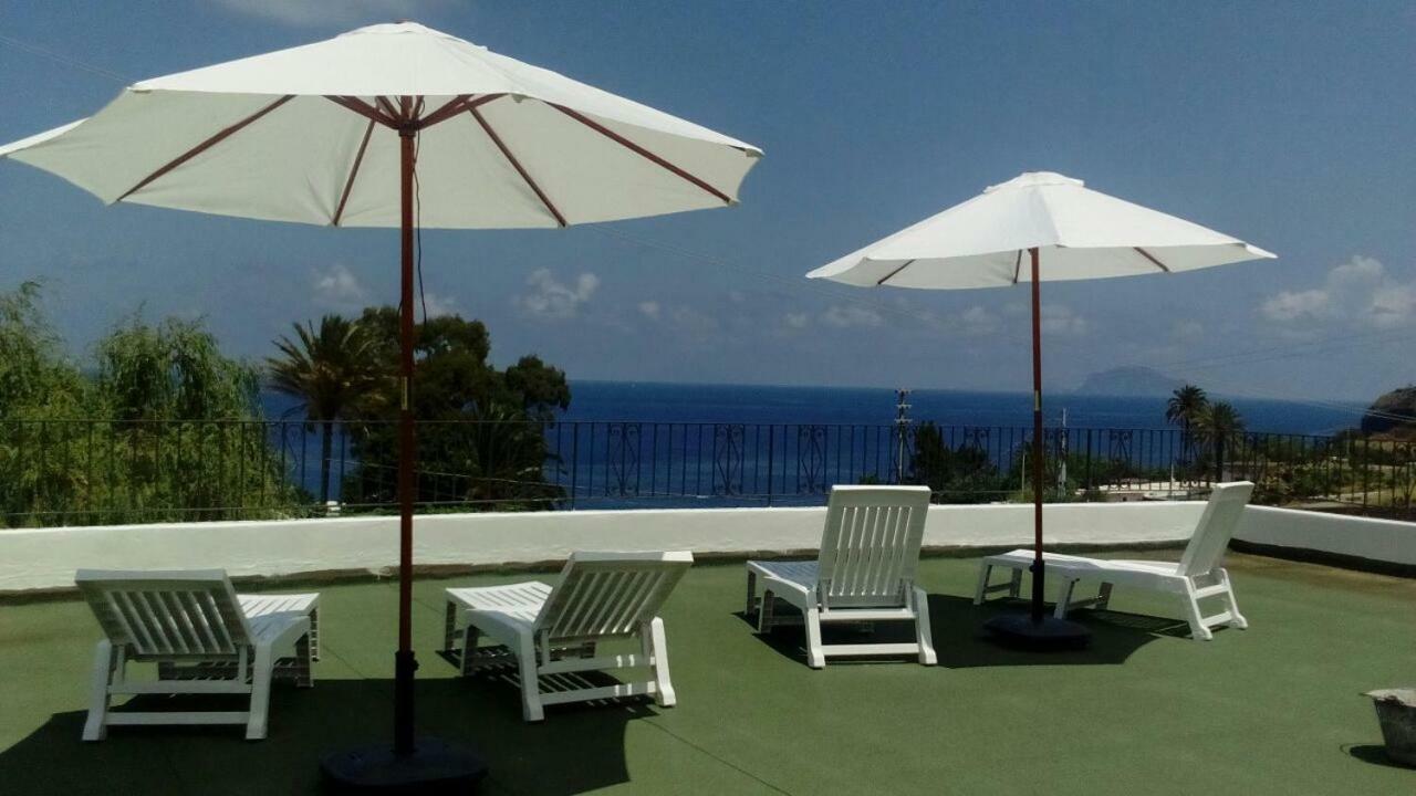 Case Vacanze Villa Lory Malfa  Εξωτερικό φωτογραφία