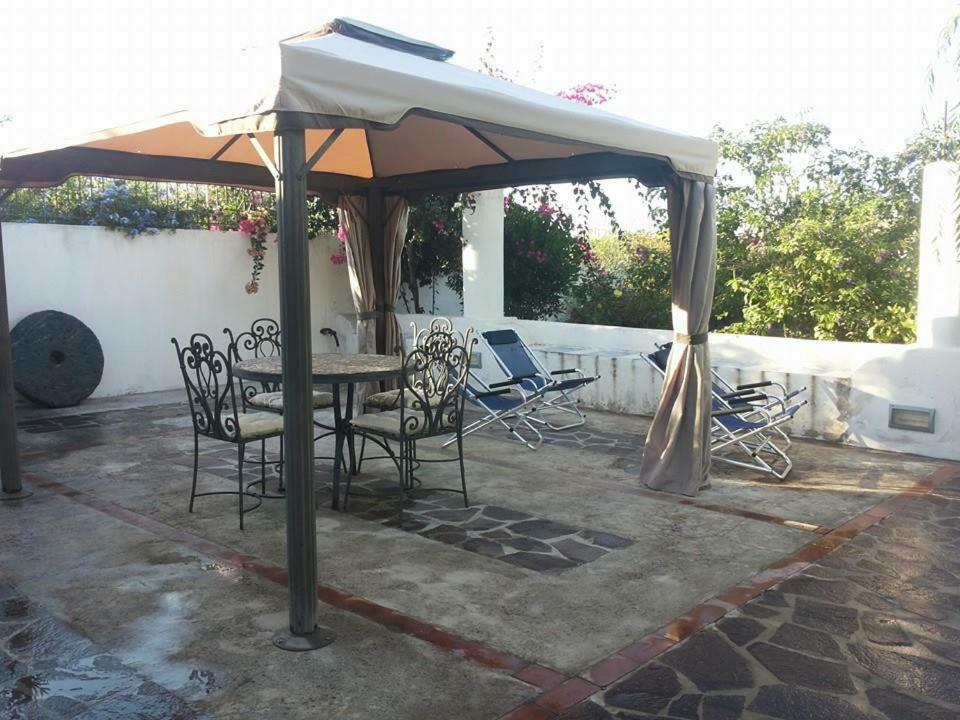 Case Vacanze Villa Lory Malfa  Εξωτερικό φωτογραφία