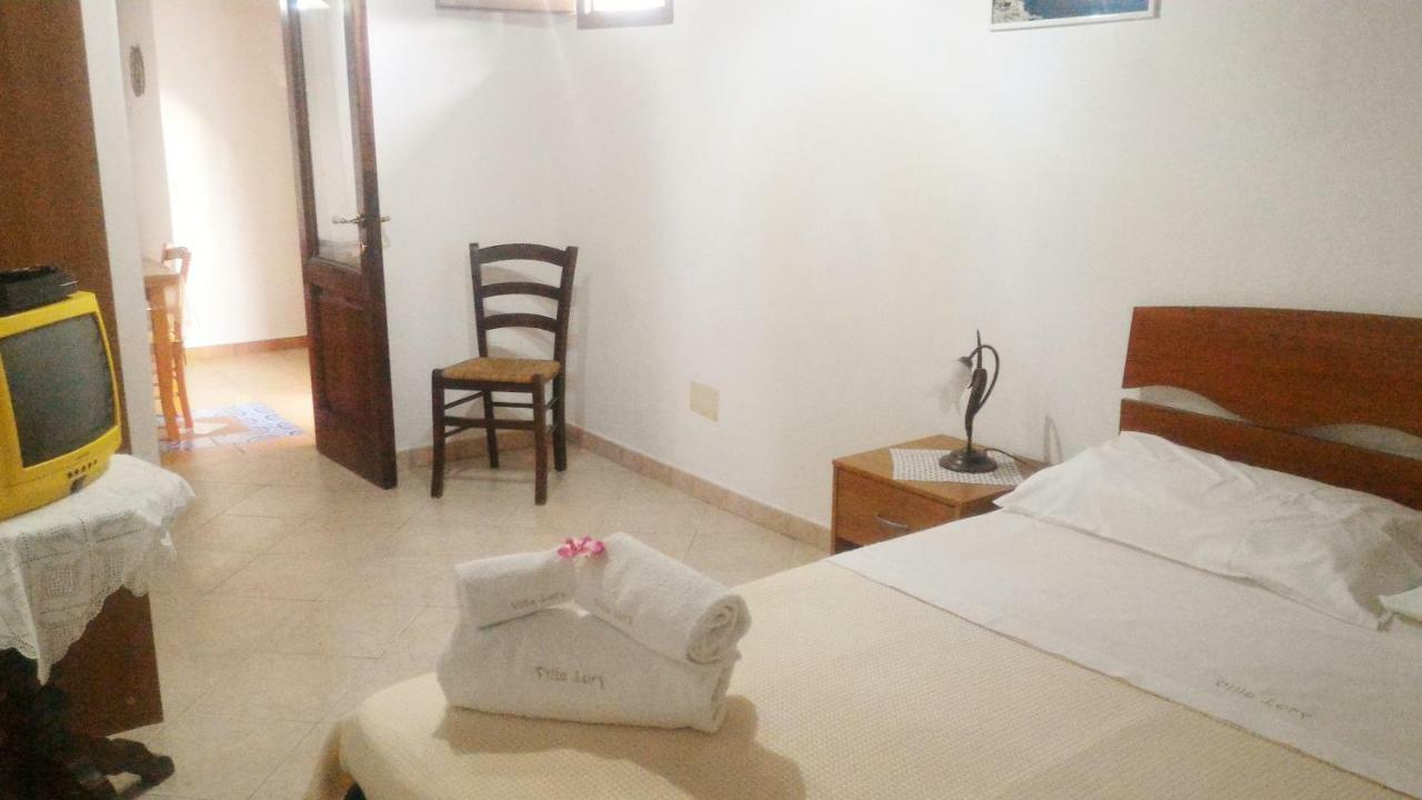 Case Vacanze Villa Lory Malfa  Εξωτερικό φωτογραφία